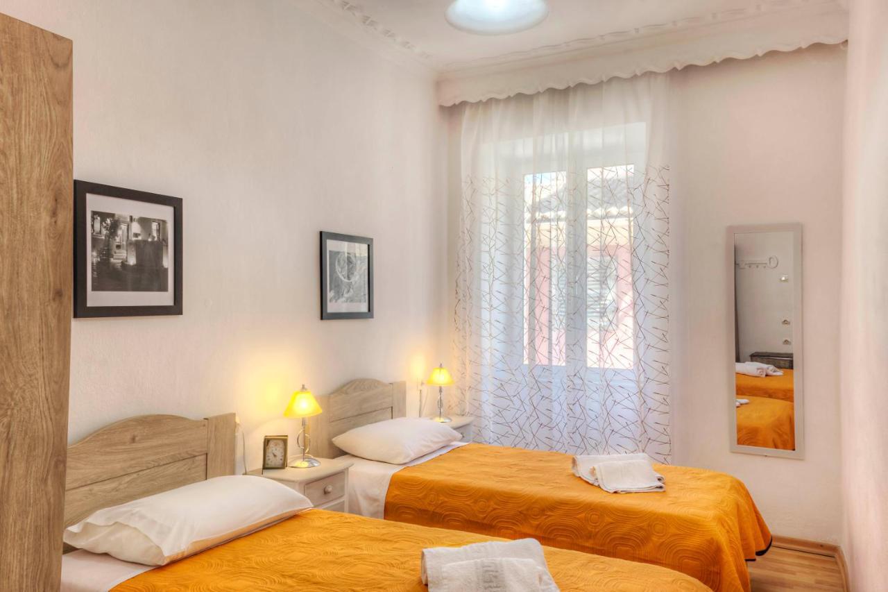 Theodora'S Old Corfu Home Bagian luar foto